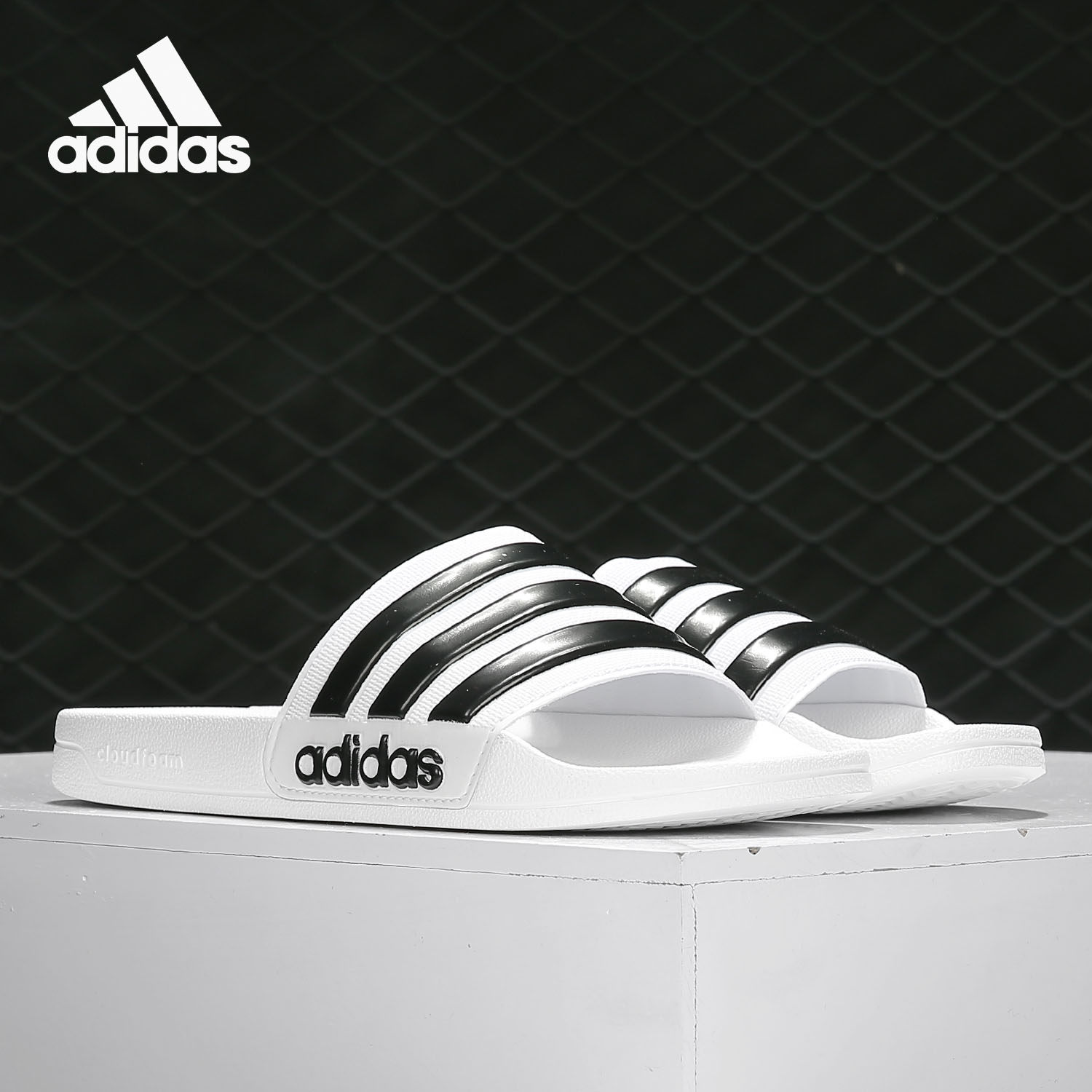 Adidas/阿迪达斯正品拖鞋男女鞋新款沙滩游泳运动休闲凉鞋AQ1702