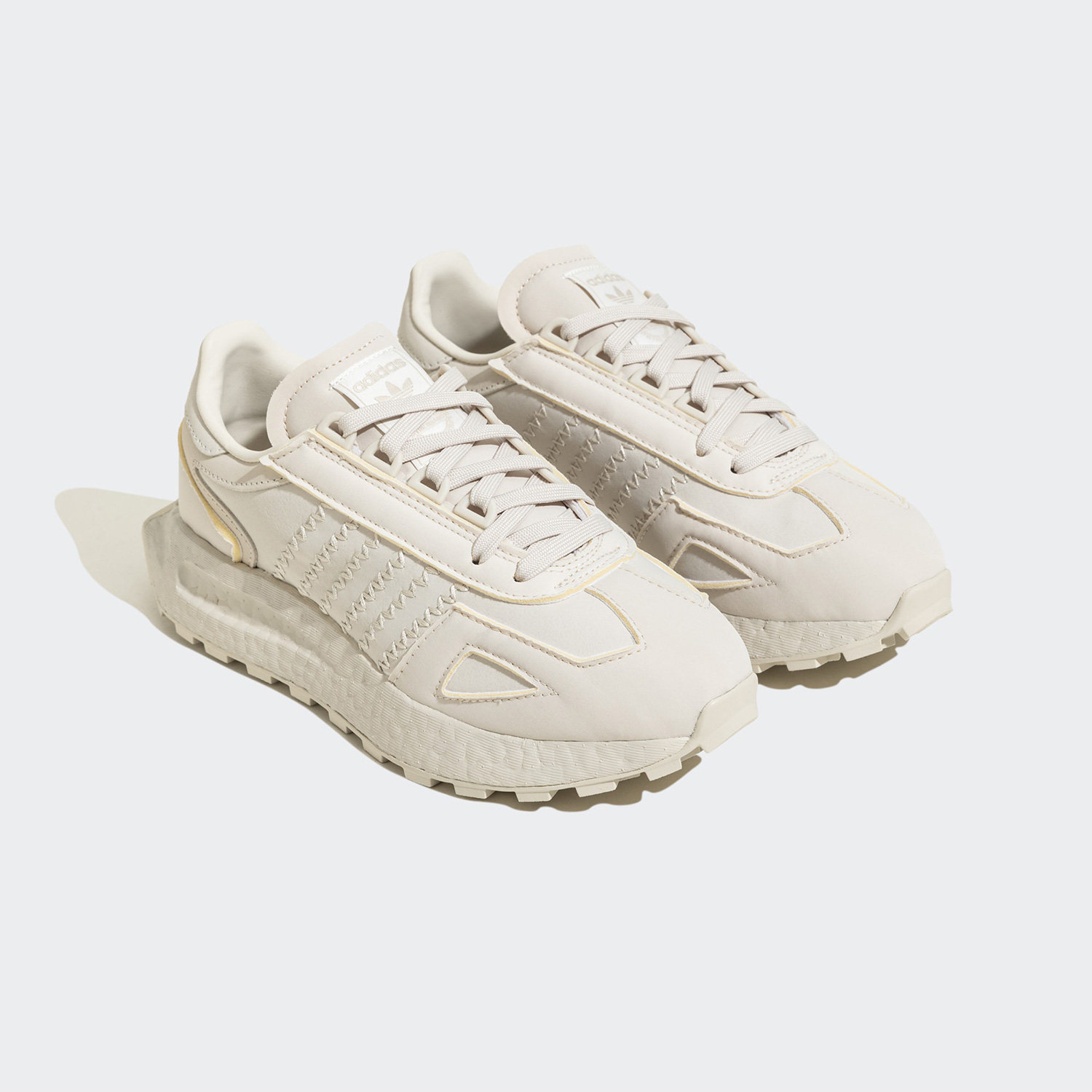 阿迪达斯女子运动休闲鞋