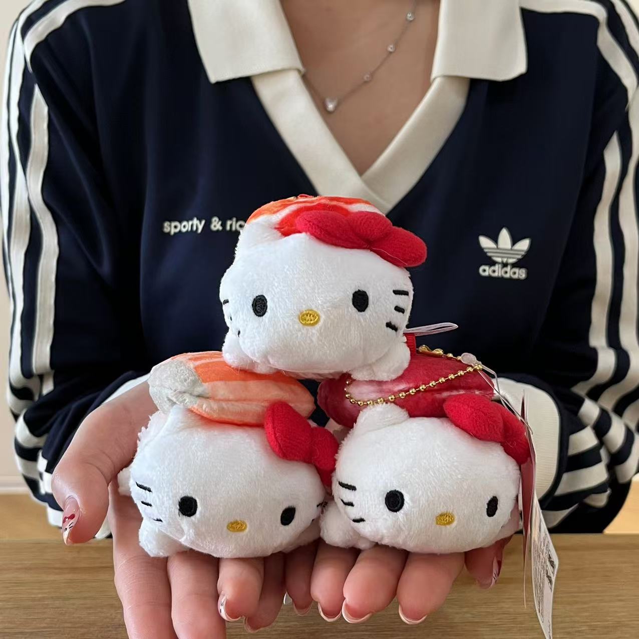 寿司kt三文鱼金枪鱼hellokitty毛绒公仔玩偶学生书包包挂件钥匙扣