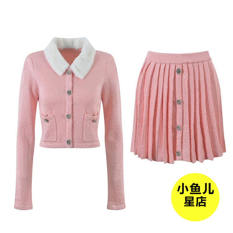 闪钻扣针织衫百褶半裙温柔短套装