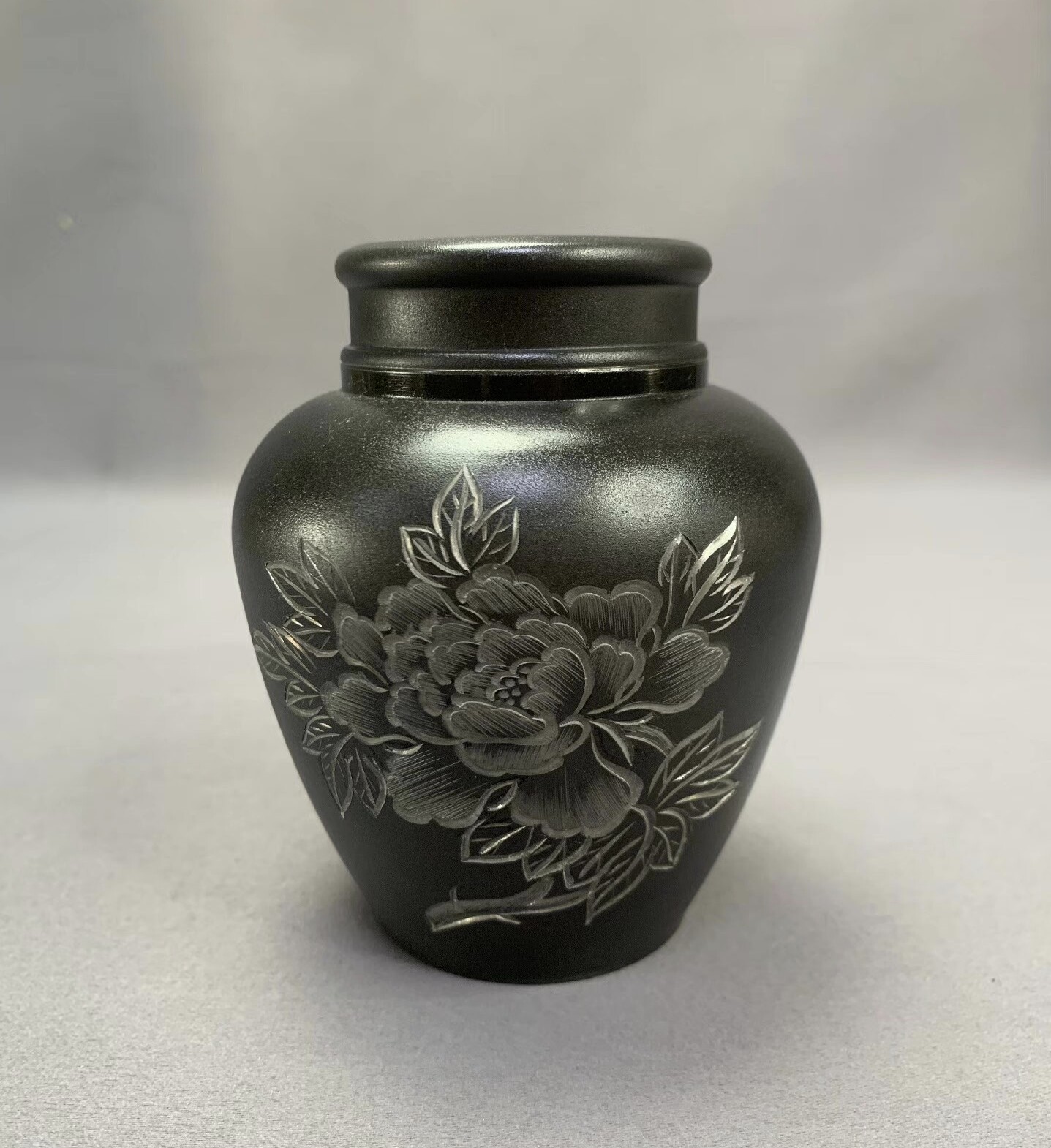 日本正品间村自造手工刻绘纯锡制茶叶罐锡罐(保存划痕)400+g
