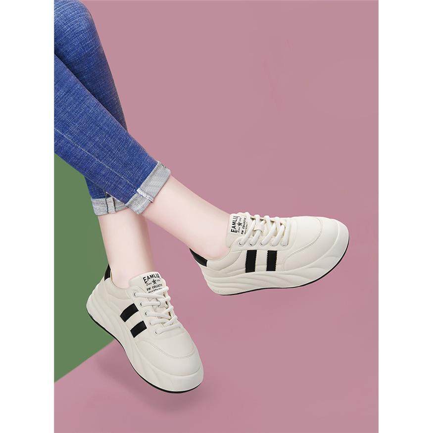 品牌厚底小白鞋女2025春秋新款运动休闲板鞋显脚小软底面包鞋皮鞋