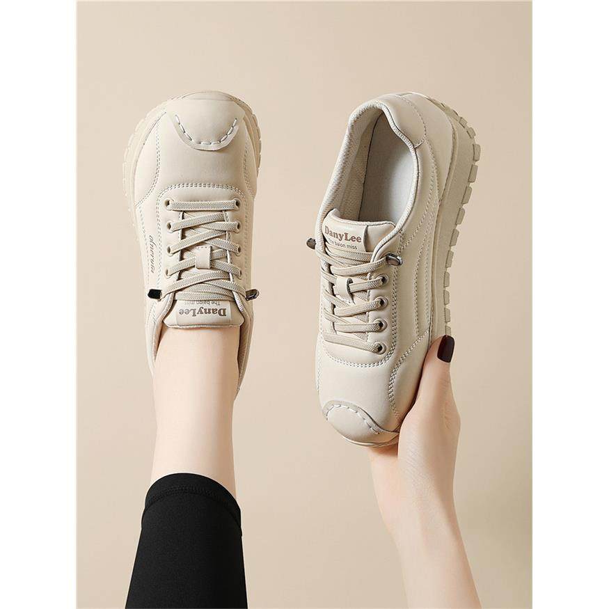 超轻便软底休闲运动鞋女款2025春秋季新款百搭平底中年妈妈跑步鞋,女鞋,时尚休闲鞋,淘宝优惠券,粉丝福利购,淘宝优惠卷