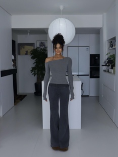 针织长袖 纯色性感辣妹斜肩露肩修身 T恤上衣打底新款 斜肩长T