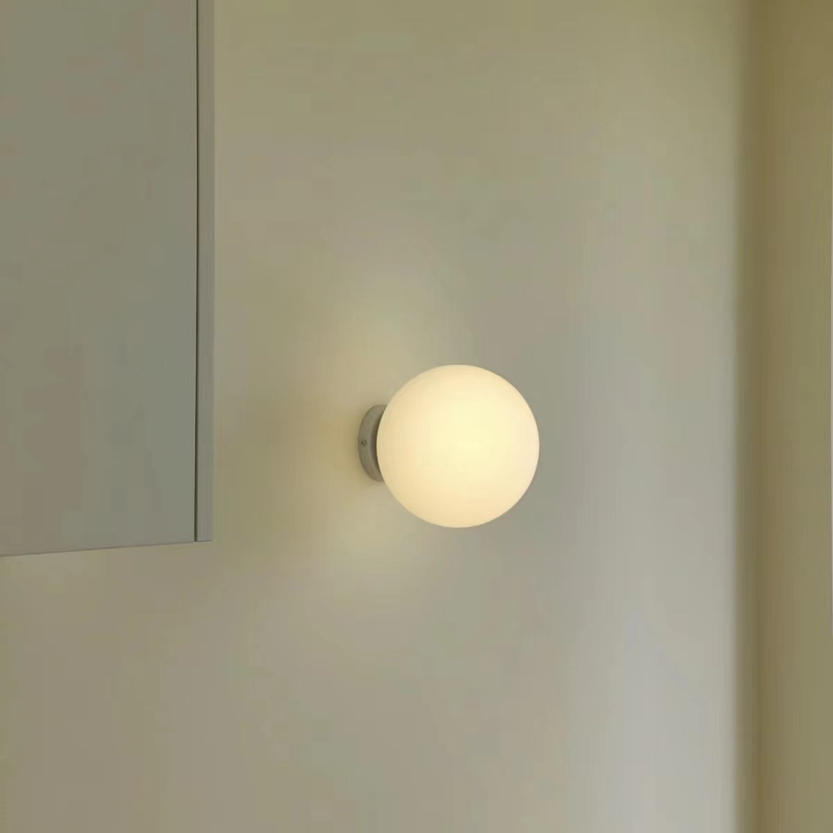 包豪斯球球泡泡卧室床头墙壁灯客厅餐厅过道玄关吸顶灯衣帽间壁灯