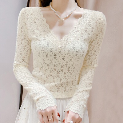 加绒加厚蕾丝V领打底衫