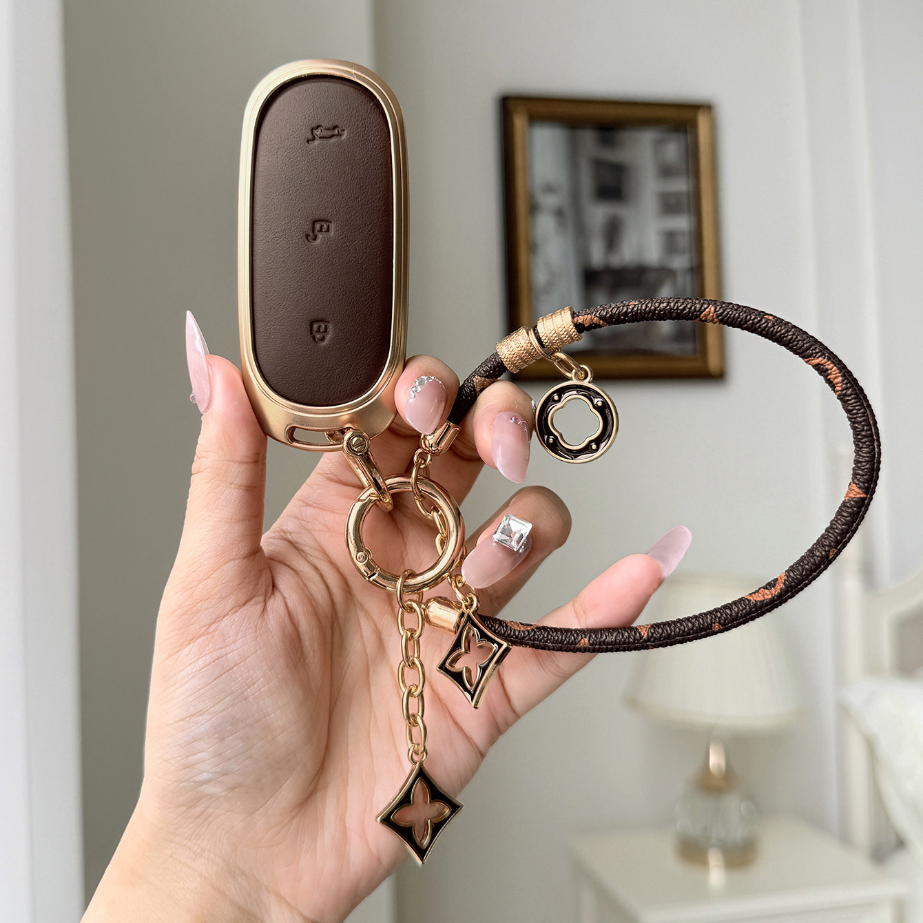 适用于理想钥匙套l7/l8/l9max/l6专用one高档汽车男保护壳包扣车