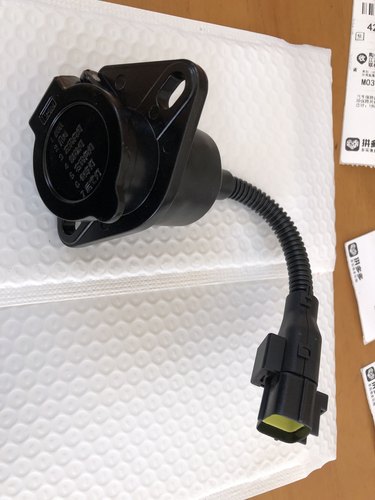 插头解放车豪沃车七孔插座