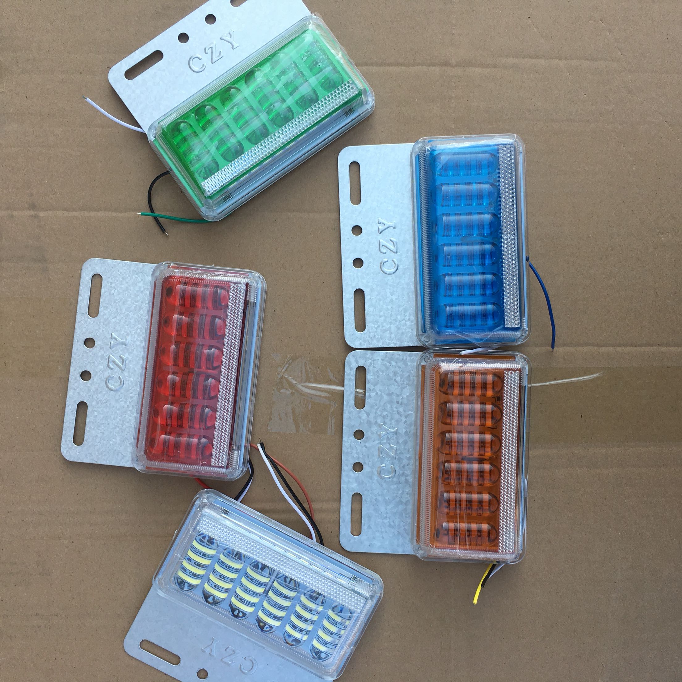 新款5D货车边灯24V12V亮照地防水多功能LED侧灯大车挂车腰灯