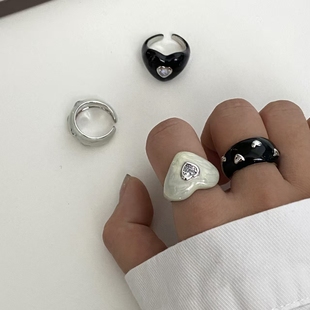 网红气质滴釉爱心黑色珠光开口戒指小众设计感简约百搭时尚 指环戒