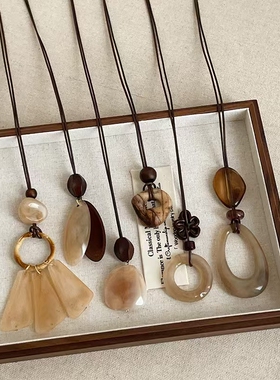 新中式几何树脂晕染吊坠长款项链网红气质时尚潮流百搭毛衣链新款