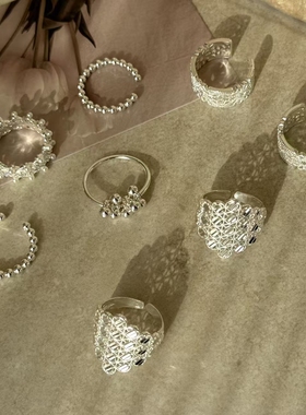 冷淡风银色葡萄圆珠蕾丝花朵戒指时尚简约高冷质感百搭吸睛指环