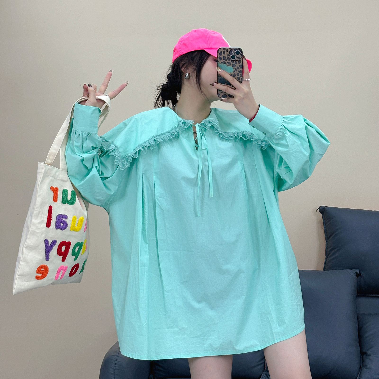 春季蕾丝大翻领泡泡袖宽松衬衫女图片