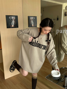 JL SUNFLOWER中长款侧开叉长袖字母T恤女冬季韩版宽松bf风打底衫