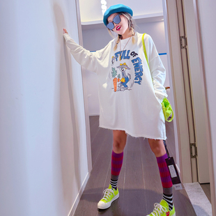 潮牌T秋冬中长款圆领卡通卫衣女百搭显瘦大码上衣纯棉洋气打底衫