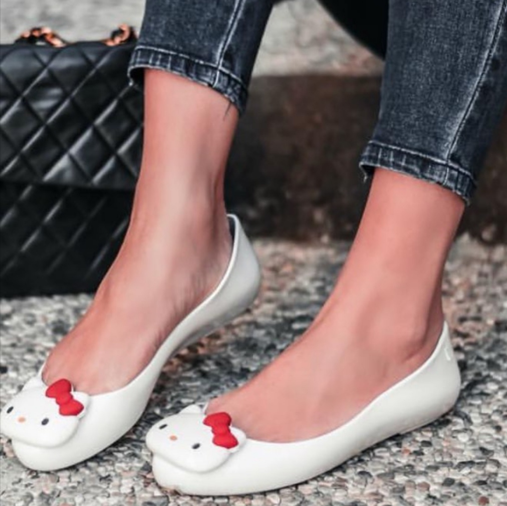 巴西春夏新款梅丽莎Melissa hello kitty 凯蒂猫蝴蝶结大童单鞋女|msdalam kategori Kasut wanita, kasut rendah - dari Buy2taobao.com untuk memberikan perkhidmatan ejen Taobao profesional membeli