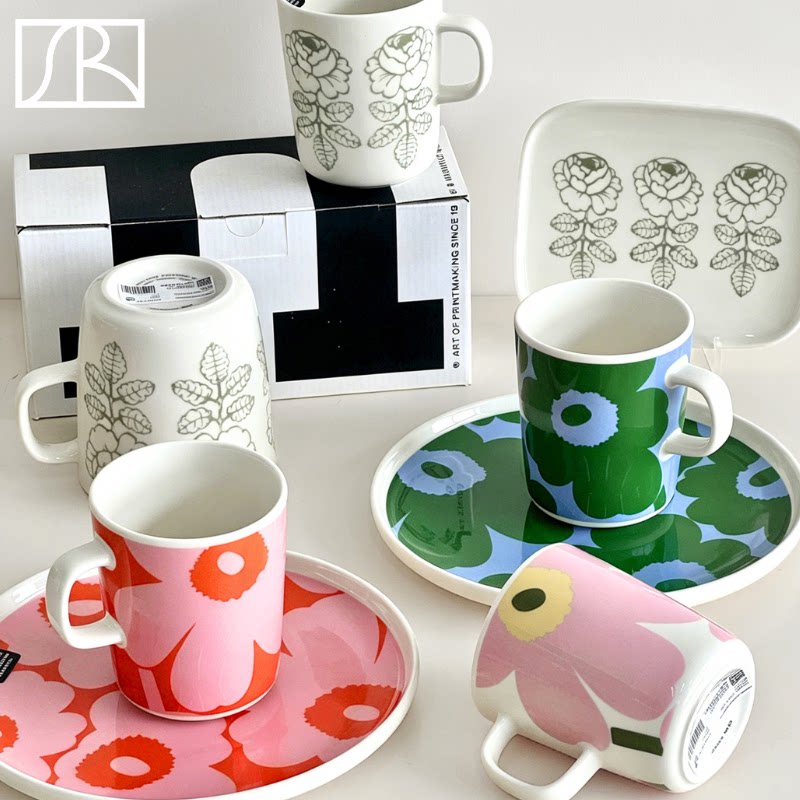 Marimekko26早春素描玫瑰餐具