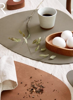 丹麦Lind Dna正版环保皮革西餐垫双色防水防油北欧餐桌隔热垫防烫