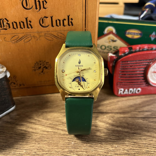 老库存稀有表盘90年代孔雀男女手卷机械收藏老古董