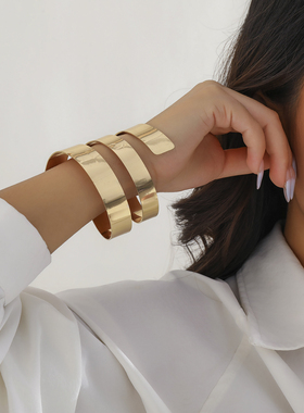 小众设计光面螺旋宽版开品手镯