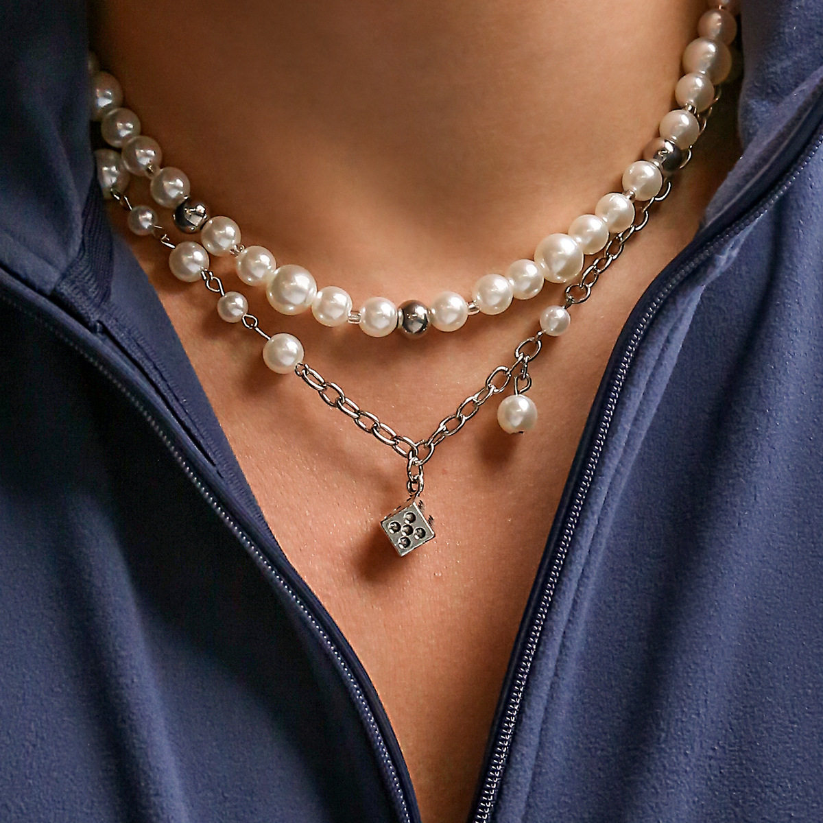 男款嘻哈仿珍珠双层项链 小众简约骰子吊坠锁骨链Men's necklace