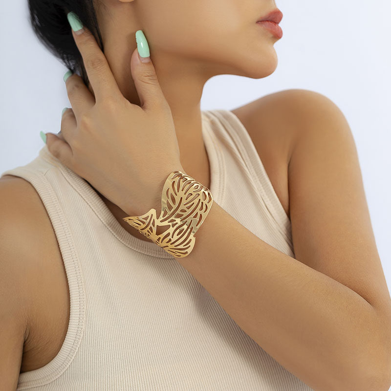 拼接镂空树叶手镯女气质小众夸张开口舞台表演走秀手环宽边手饰