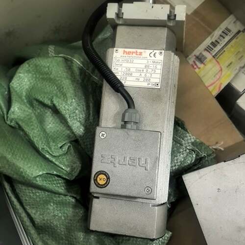 可议价hertz主轴电机，型号HMB32 1.5Kw，12000转