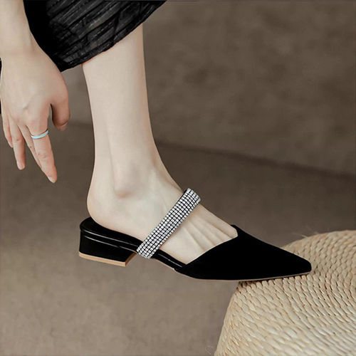 水钻轻奢尖头包头半拖鞋女