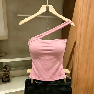 欲欲嘟！美女宝宝的辣妹性感抹胸背心女不对称露肩修身带胸垫上衣