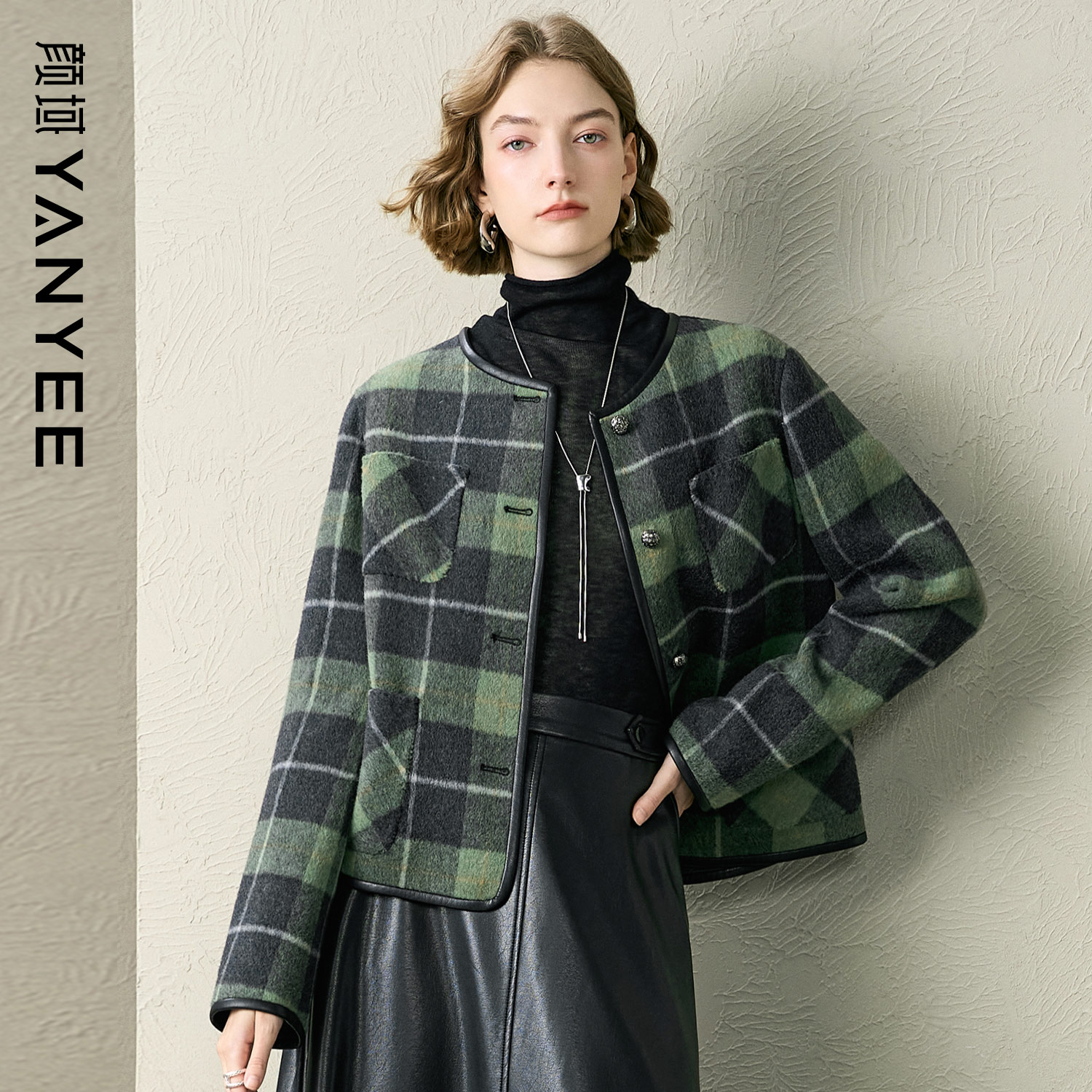 颜域小香风格子双面呢外套