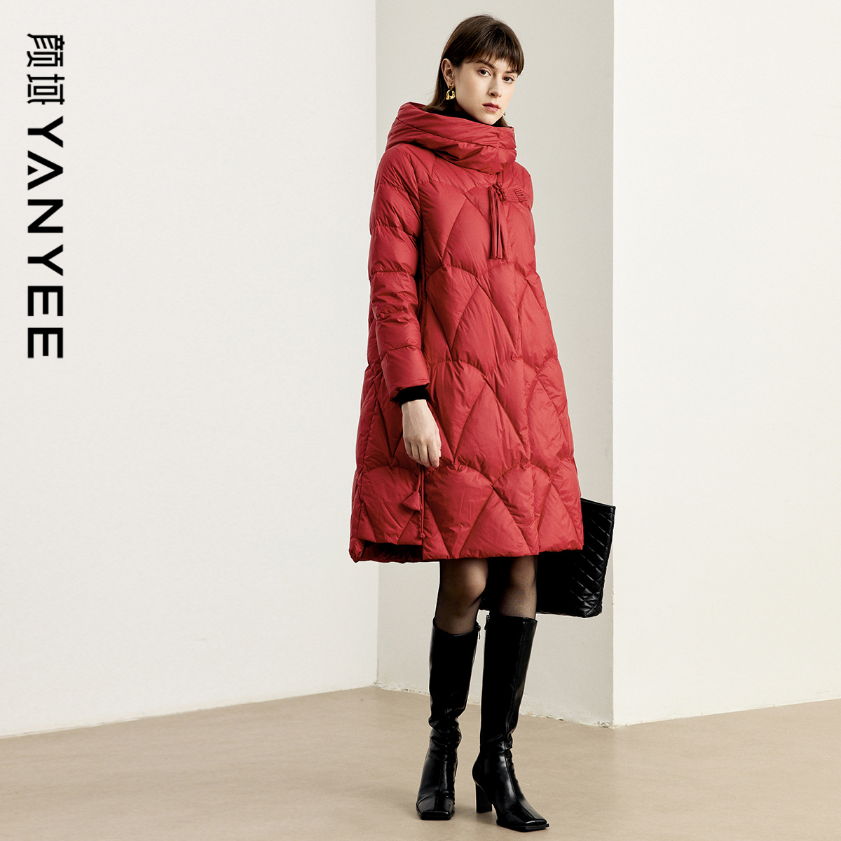 颜域中长款羽绒服女款面包服外套