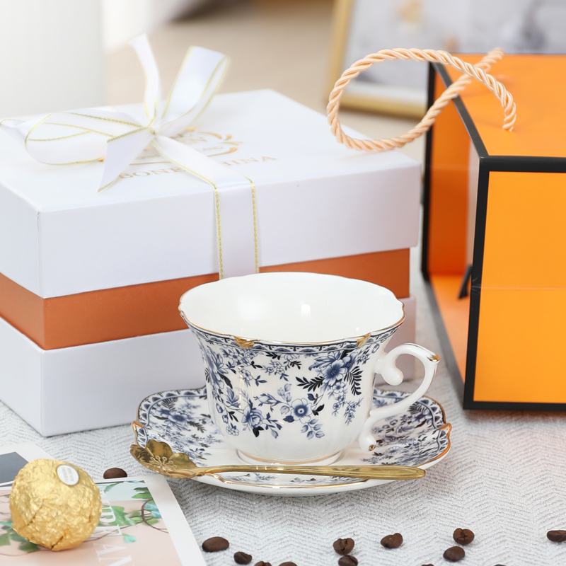 万曼妮出口气质上镜青花瓷咖啡杯