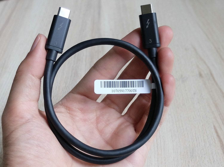기존 5K THUNDERBOLT 3 데이터 케이블 0.5M 소프트 케이블 USB4|3.2와 호환되는 전속 40G 60W 도킹 스테이션 그래픽 카드 독