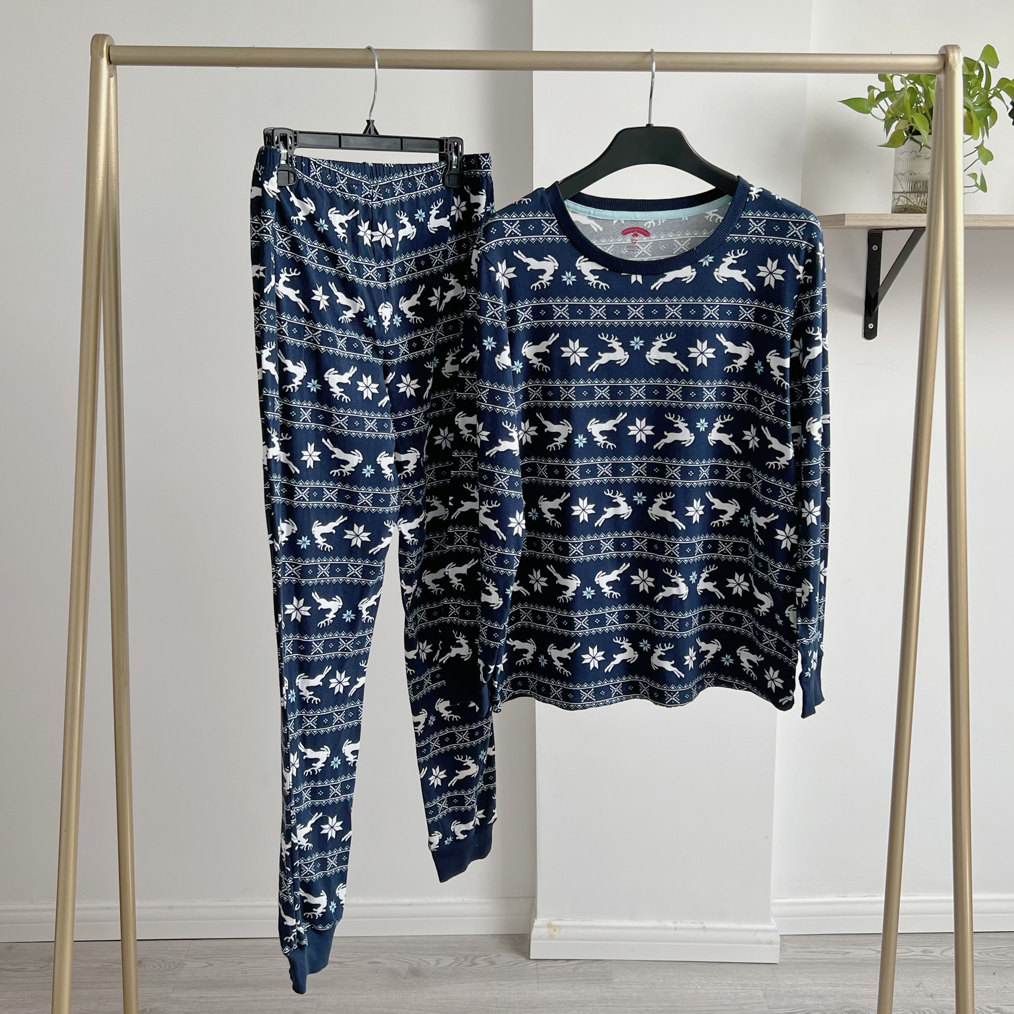 美单。情侣款棉质卡通圣诞麋鹿长袖长裤家居服睡衣套装,女士内衣/男士内衣/家居服,睡衣/家居服套装,淘宝优惠券,粉丝福利购,淘宝优惠卷