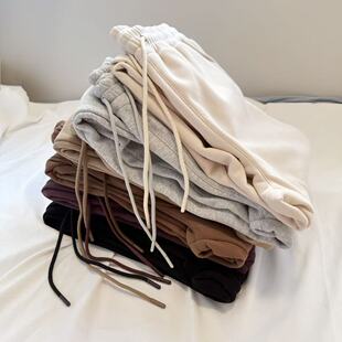 一条过冬 显瘦保暖不挑身材 颗粒复合绒时尚卫裤女