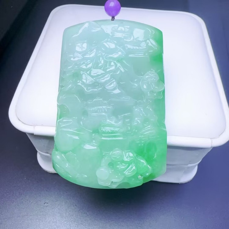 翡翠处理山水平安无事牌挂件