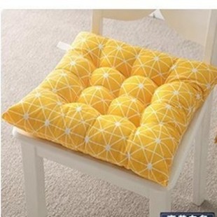 新款 屁股垫屁垫地上久坐 椅子坐垫加厚座垫学生凳子办公室垫子冬季