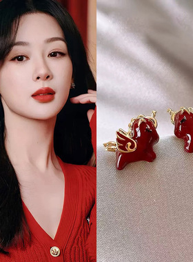 本命年红色银针滴油小马耳钉简约百搭轻奢风耳环时尚气质耳饰小众