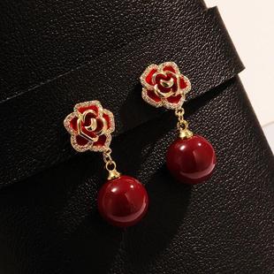 玫瑰花珍珠吊坠耳环女2026新款 气质轻奢港风耳钉耳饰 复古法式