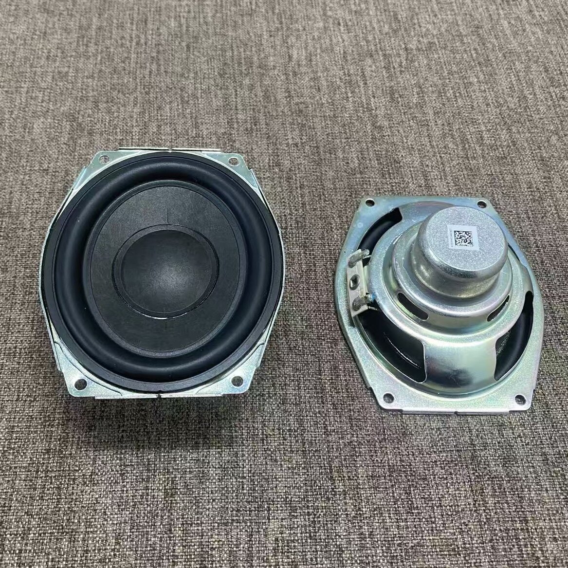 拆箱哈曼椭圆形 3x3.75寸中低音喇叭 钕磁长冲程 重低音小钢炮