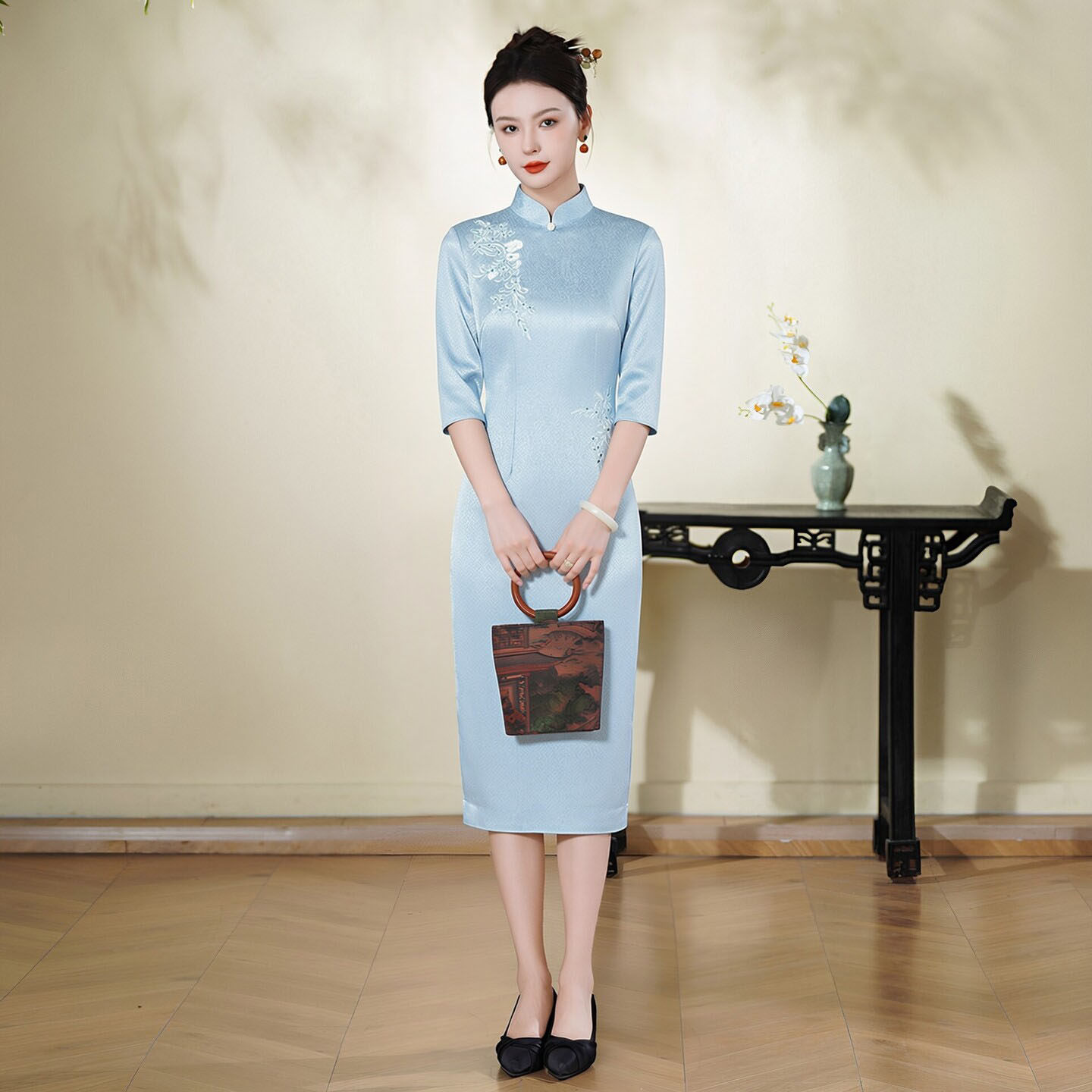 醋酸缎面旗袍短款女高级感小个子年轻款妈妈装婚礼服参加女儿结婚