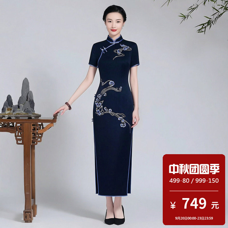 醋酸缎面料旗袍长款现代女改良版时尚年轻款日常生活休闲通勤低领