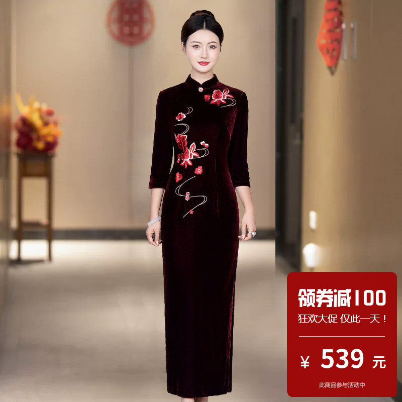 金丝绒旗袍2026新款高端大气上档次系列春款漂亮独特胖mm大码长款