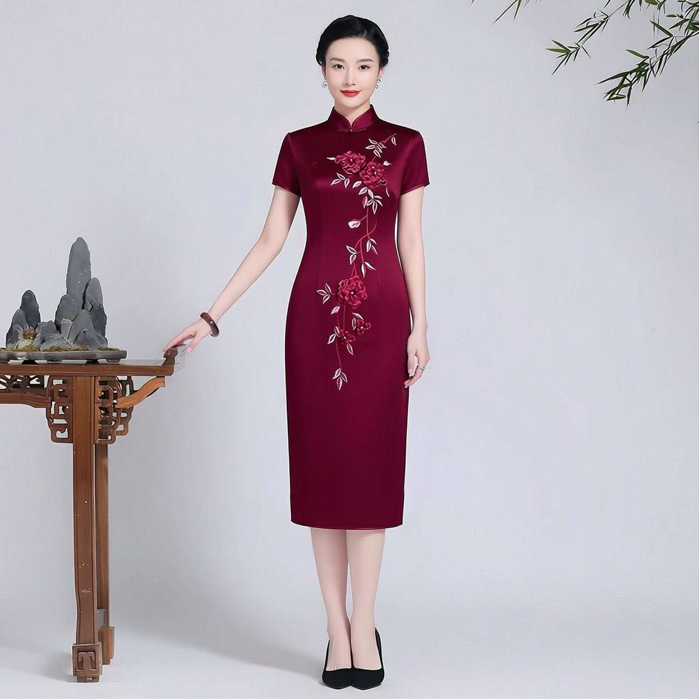 醋酸缎旗袍刺绣花喜婆婆婚宴中式礼服丈母娘2024新年高级优雅精致