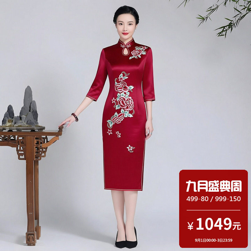 醋酸缎面旗袍缎面短款适合妈妈穿的新中式国风轻奢高级感喜婆婆春