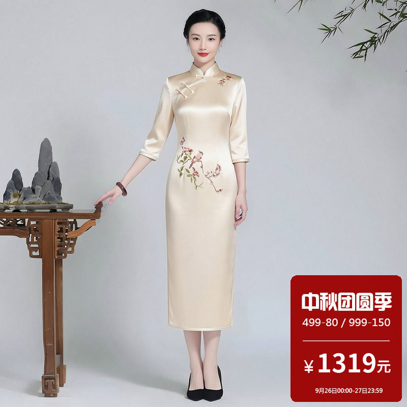 刺绣优雅立领七分袖醋酸缎面旗袍女宴会中长款妈妈装气质日常可穿