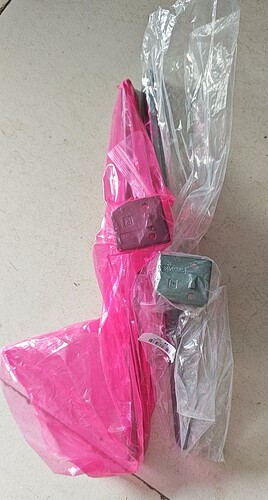 康佳75R7E 底座 支架全新带螺丝
