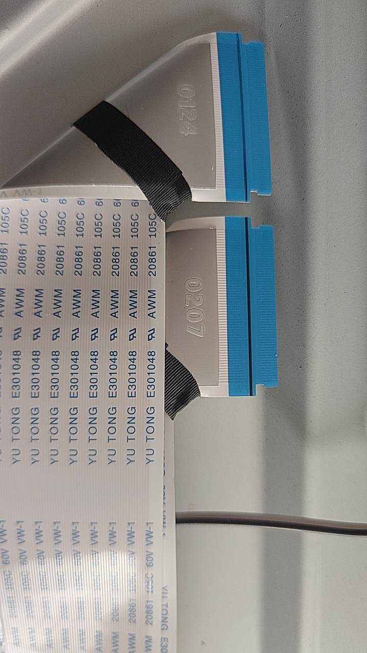 TCL 75V8L PRO屏线 排线