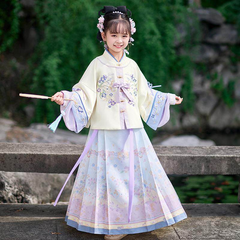 2026新款女童明制汉服春秋冬儿童国风马面两件套新中式日常穿套装