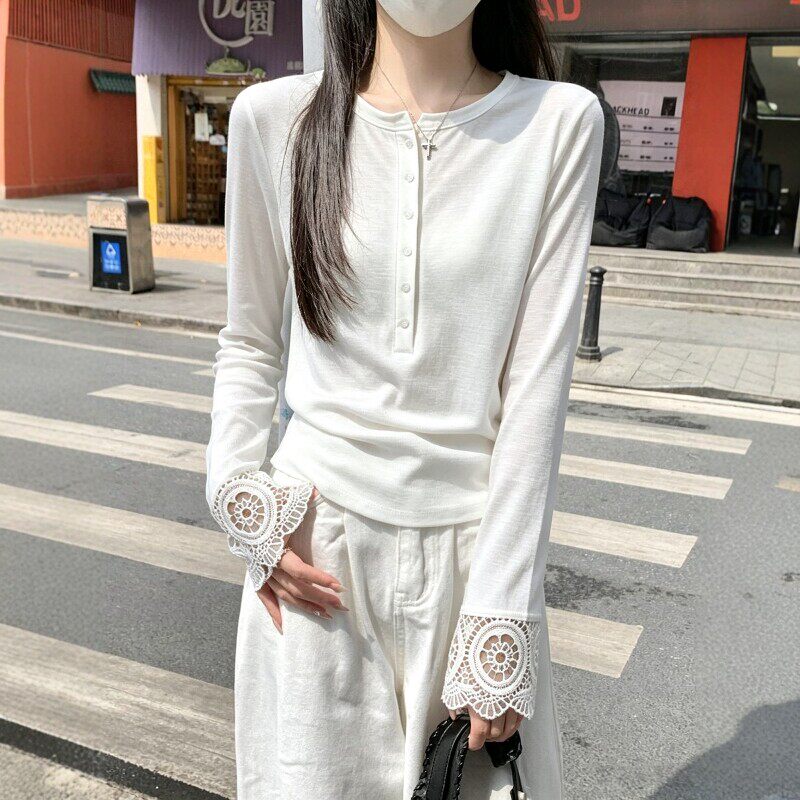 秋装长袖蕾丝袖口宽松遮肉T恤女